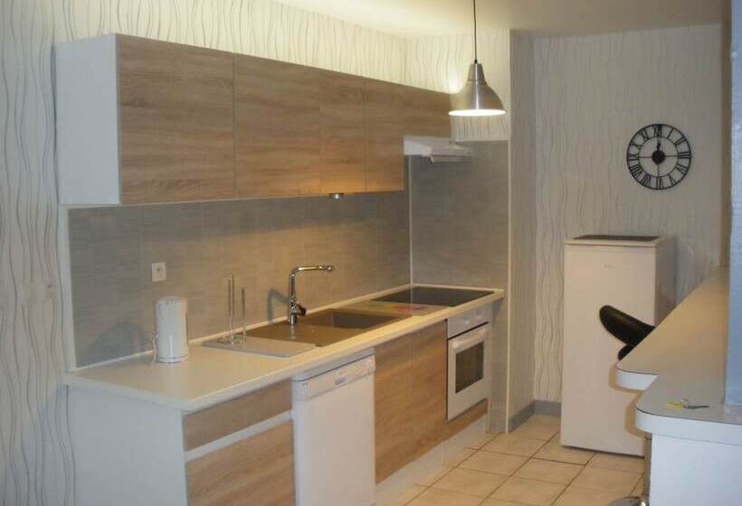 펜션 Au Pied De La Roche