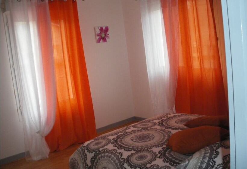 펜션 Au Pied De La Roche