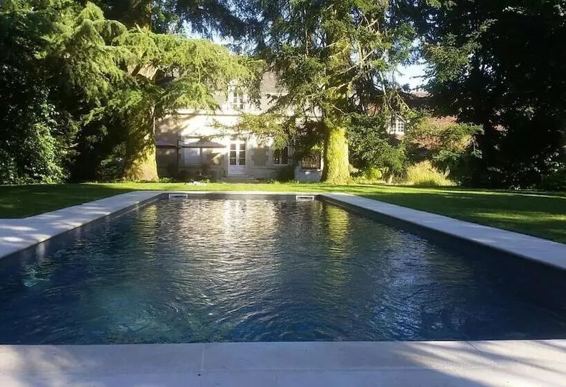 Majatalo Le Clos Saint Sulpice