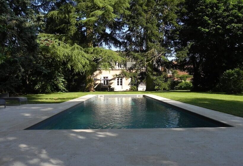 بنسيون Le Clos Saint Sulpice