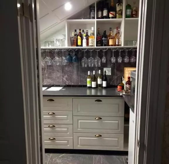 Majatalo Linda Se Dop