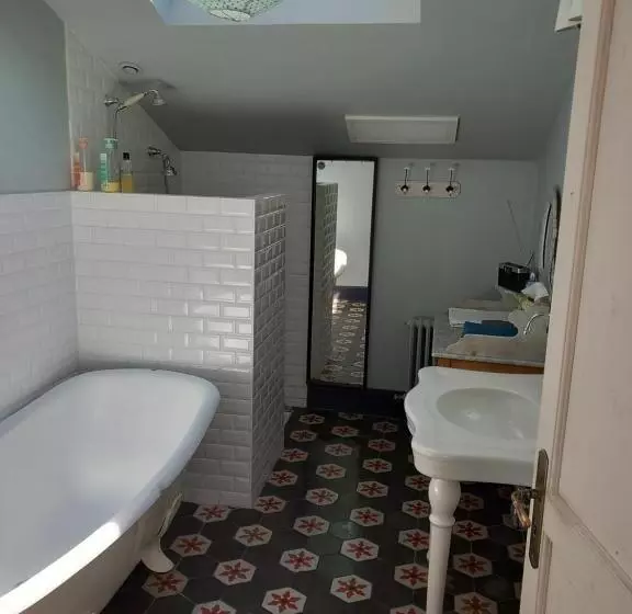 Majatalo Maison Auctoire