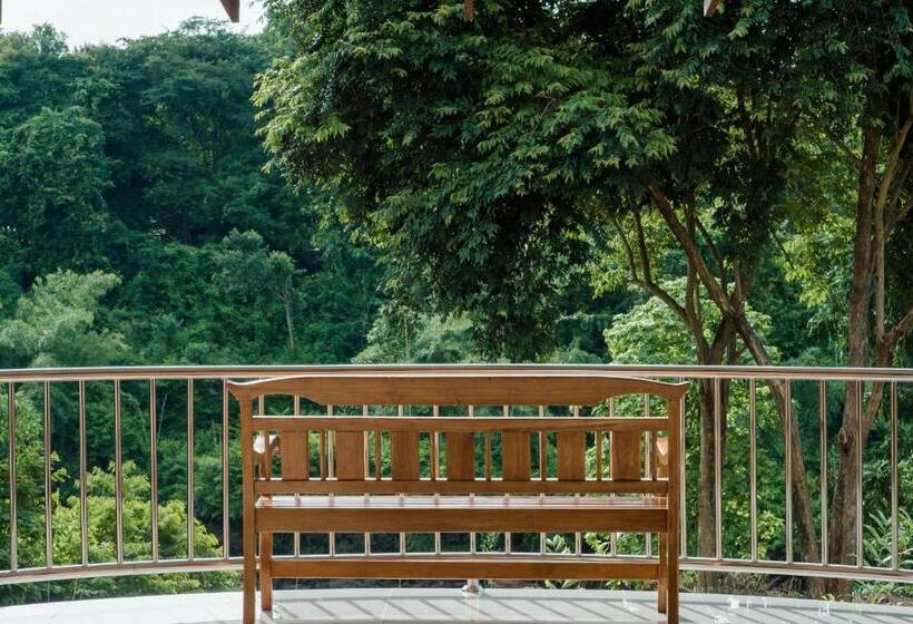 Pensjonat Thongphaphum River