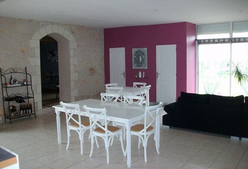 민박 Chambres D Hôtes Logis Des Deux Tours