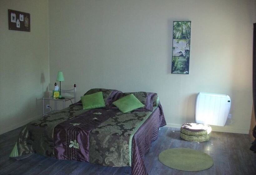 민박 Chambres D Hôtes Logis Des Deux Tours