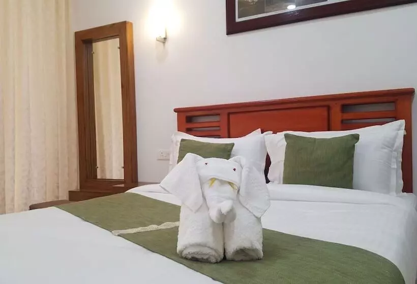Bed & Breakfast Tree Blanche Munnar