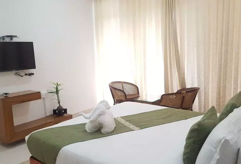 Bed & Breakfast Tree Blanche Munnar