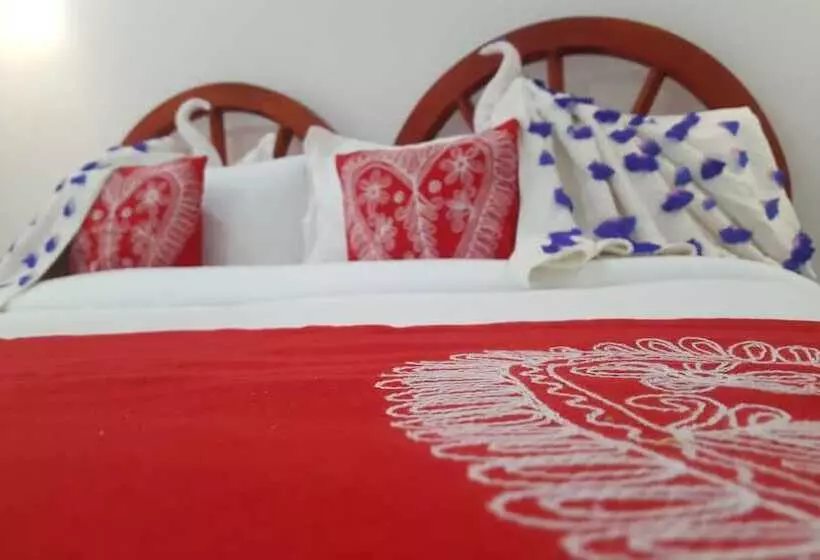 Bed & Breakfast Tree Blanche Munnar