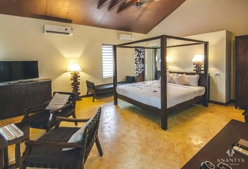 Hotelli Anantya By The Lake