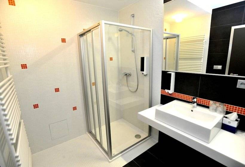 فندق Buly Aréna