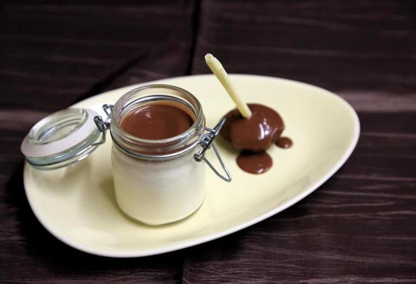 Отель De La Sirene