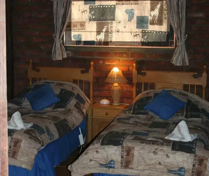 Hotelli Ebenhaeser Guest Farm