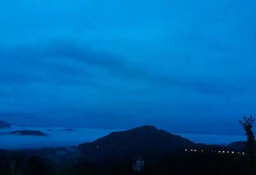 Hotelli Kiripura Resort