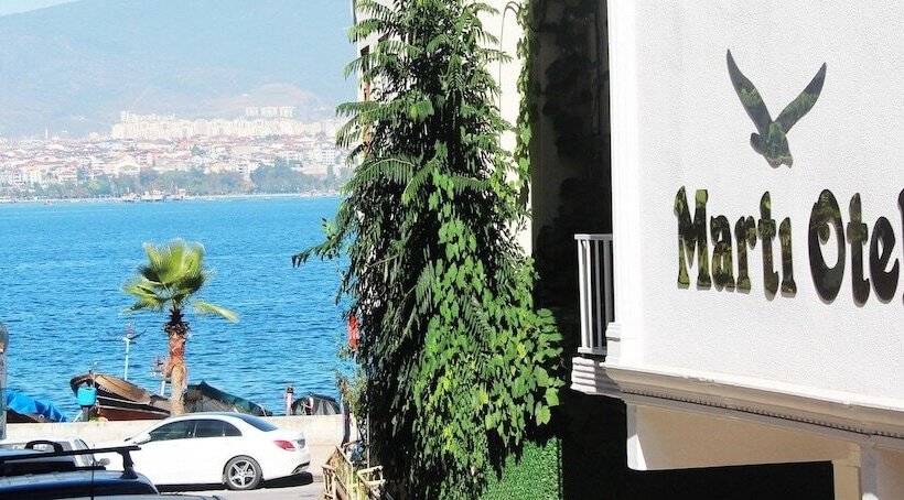 Отель Marti