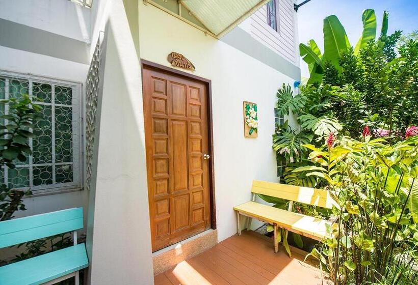 Hotel Poomvarin Resort