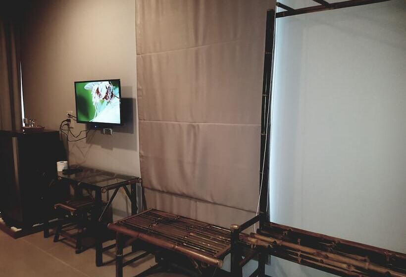 Отель Saksupha Resort