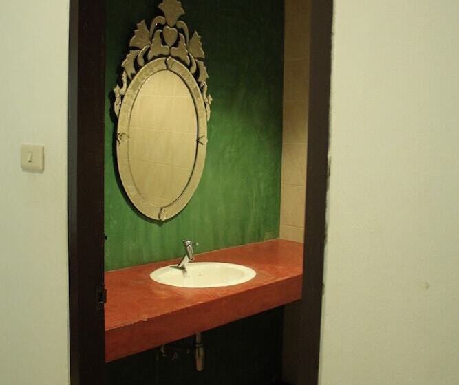 Отель Saksupha Resort