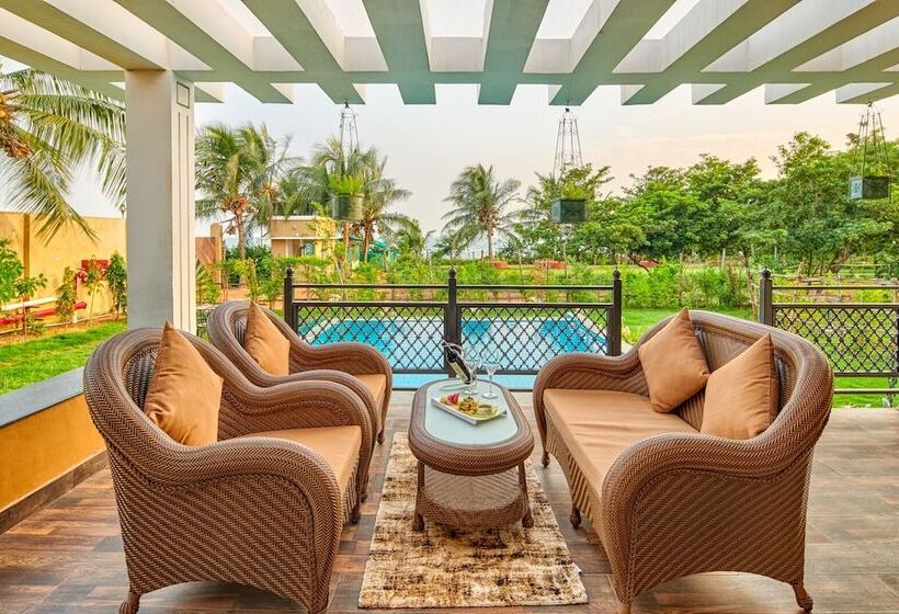 בית מלון כפרי Swosti Chilika Resort