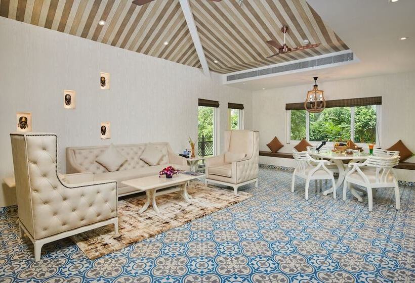 בית מלון כפרי Swosti Chilika Resort