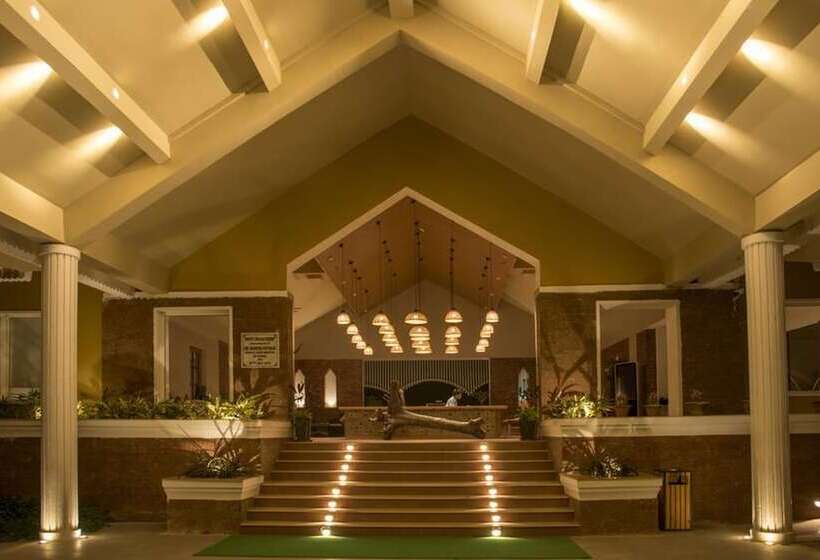 בית מלון כפרי Swosti Chilika Resort