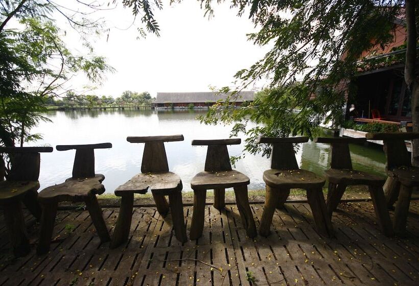 호텔 The Farm Resort And Restaurant