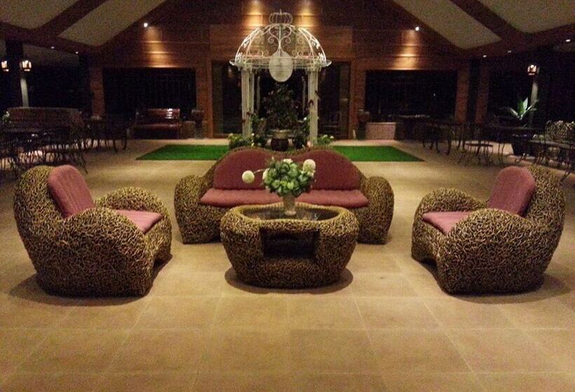 Отель The Farm Resort And Restaurant