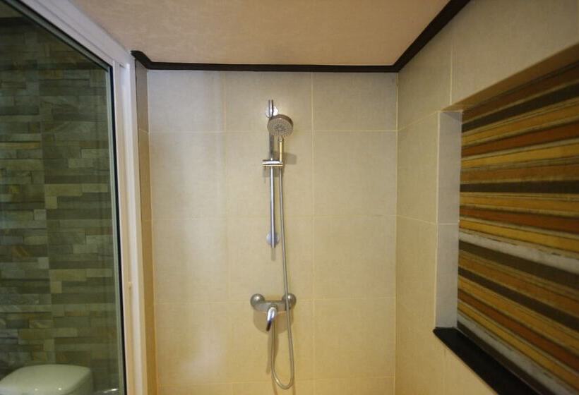 호텔 The Farm Resort And Restaurant