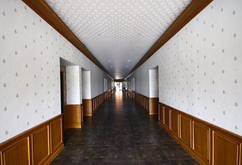 호텔 The Farm Resort And Restaurant