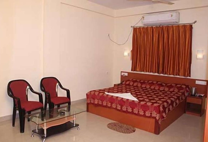 בית מלון כפרי United 21 Beach View Mandarmoni