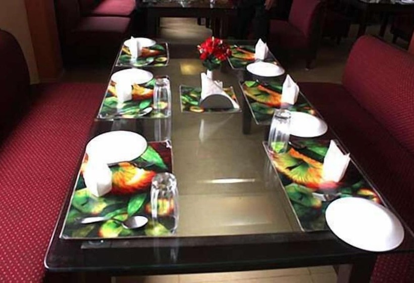 בית מלון כפרי United 21 Beach View Mandarmoni