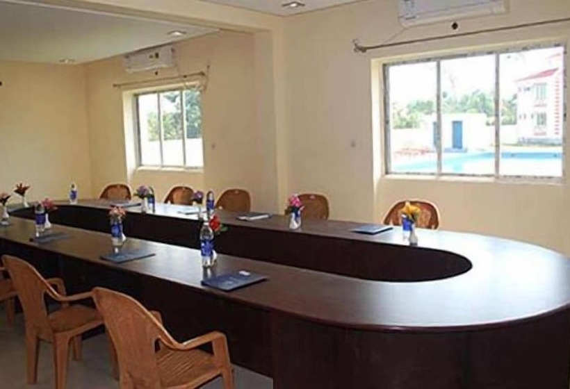 בית מלון כפרי United 21 Beach View Mandarmoni