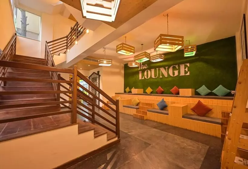 Jungle Lodge Resort