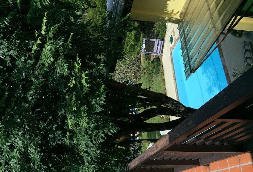 פנסיון Baan Phor Bang Kon Tee