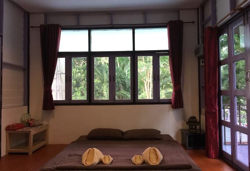 פנסיון Baan Phor Bang Kon Tee