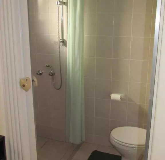 Majatalo Blue Horizon Bay Guest House