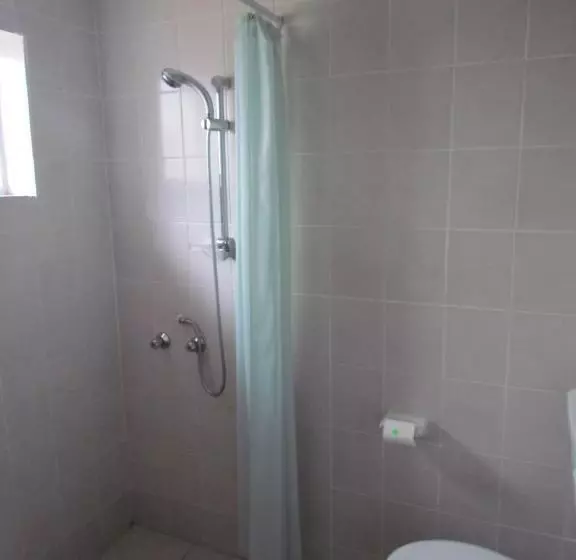 Majatalo Blue Horizon Bay Guest House