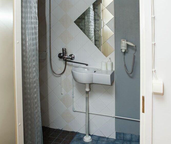 פנסיון Fireman Center