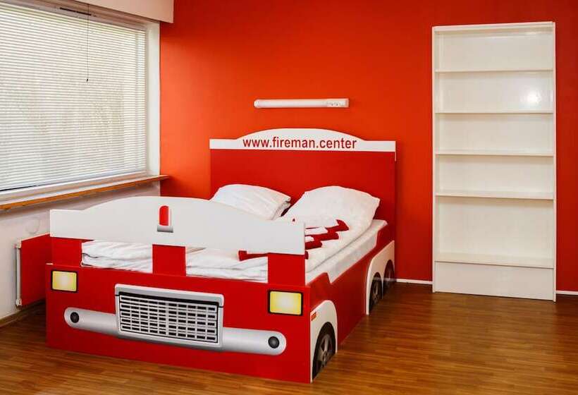 פנסיון Fireman Center