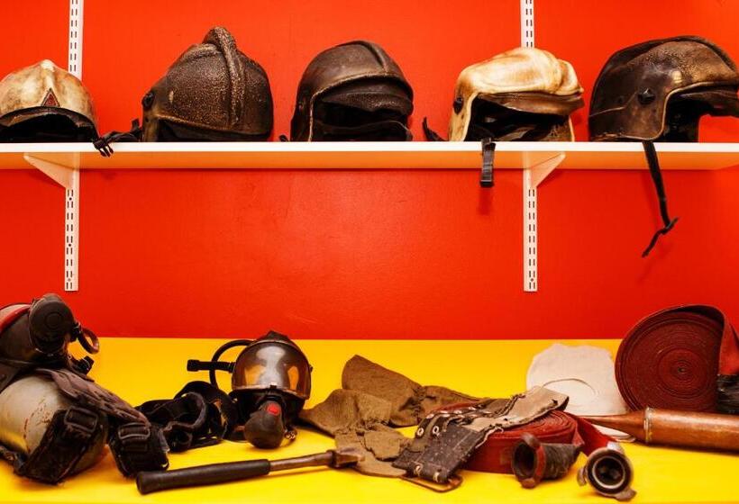 פנסיון Fireman Center