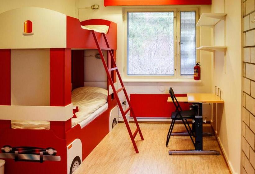 פנסיון Fireman Center