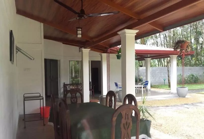 ペンション Graten Tea Garden Holiday Bungalow