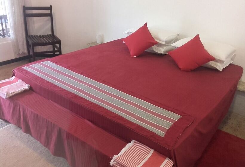 Пансион Graten Tea Garden Holiday Bungalow