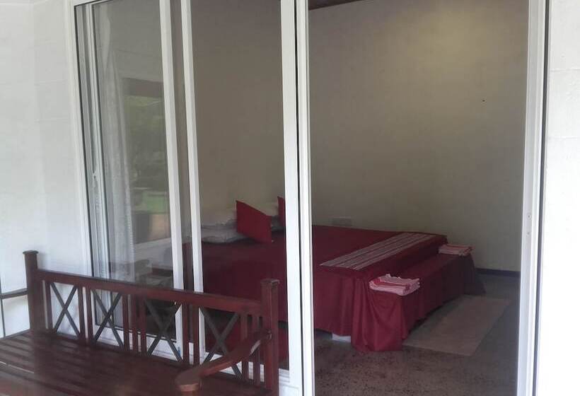 Пансион Graten Tea Garden Holiday Bungalow