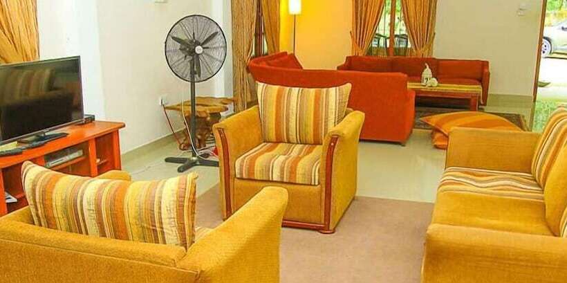 Пансион Graten Tea Garden Holiday Bungalow