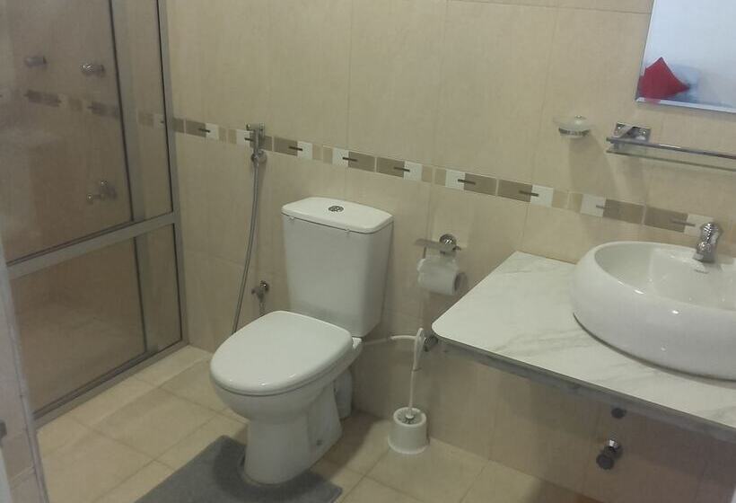 Пансион Graten Tea Garden Holiday Bungalow