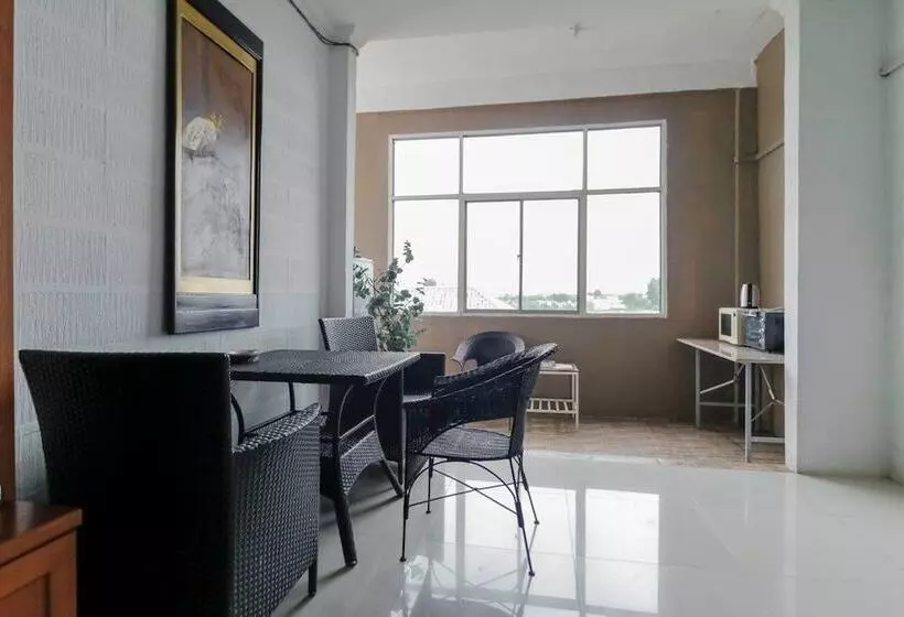 Majatalo Reddoorz Plus @ Batam Center