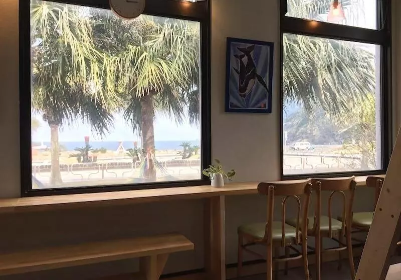 Majatalo Seadive Guest House