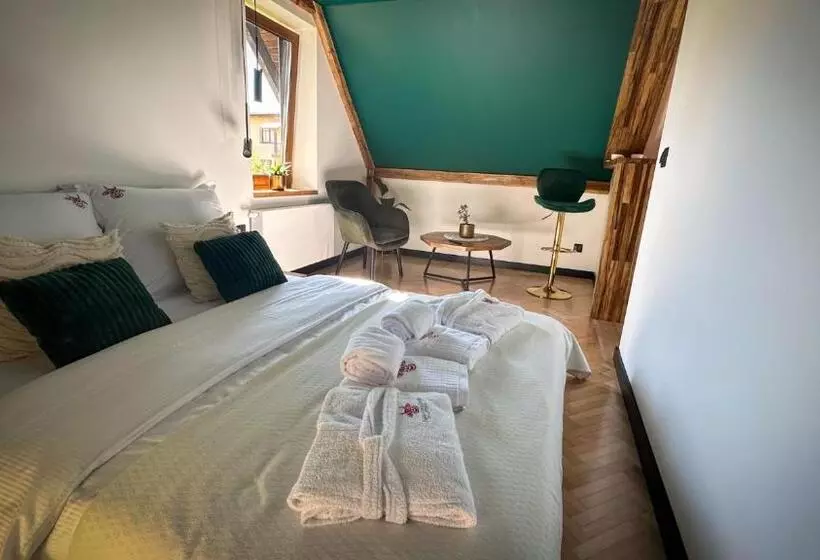 ペンション Uroczysko