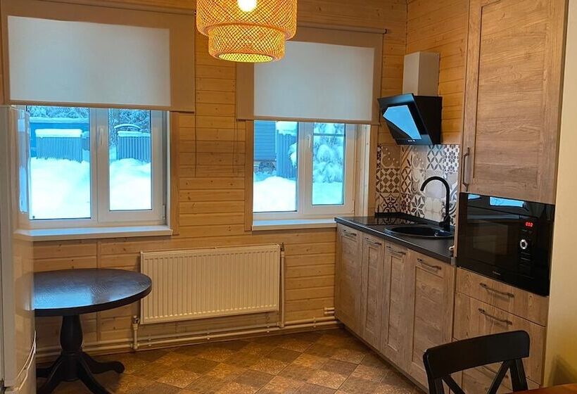 منتجع Pastorskoe Lake Holiday Park