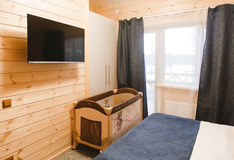 منتجع Pastorskoe Lake Holiday Park